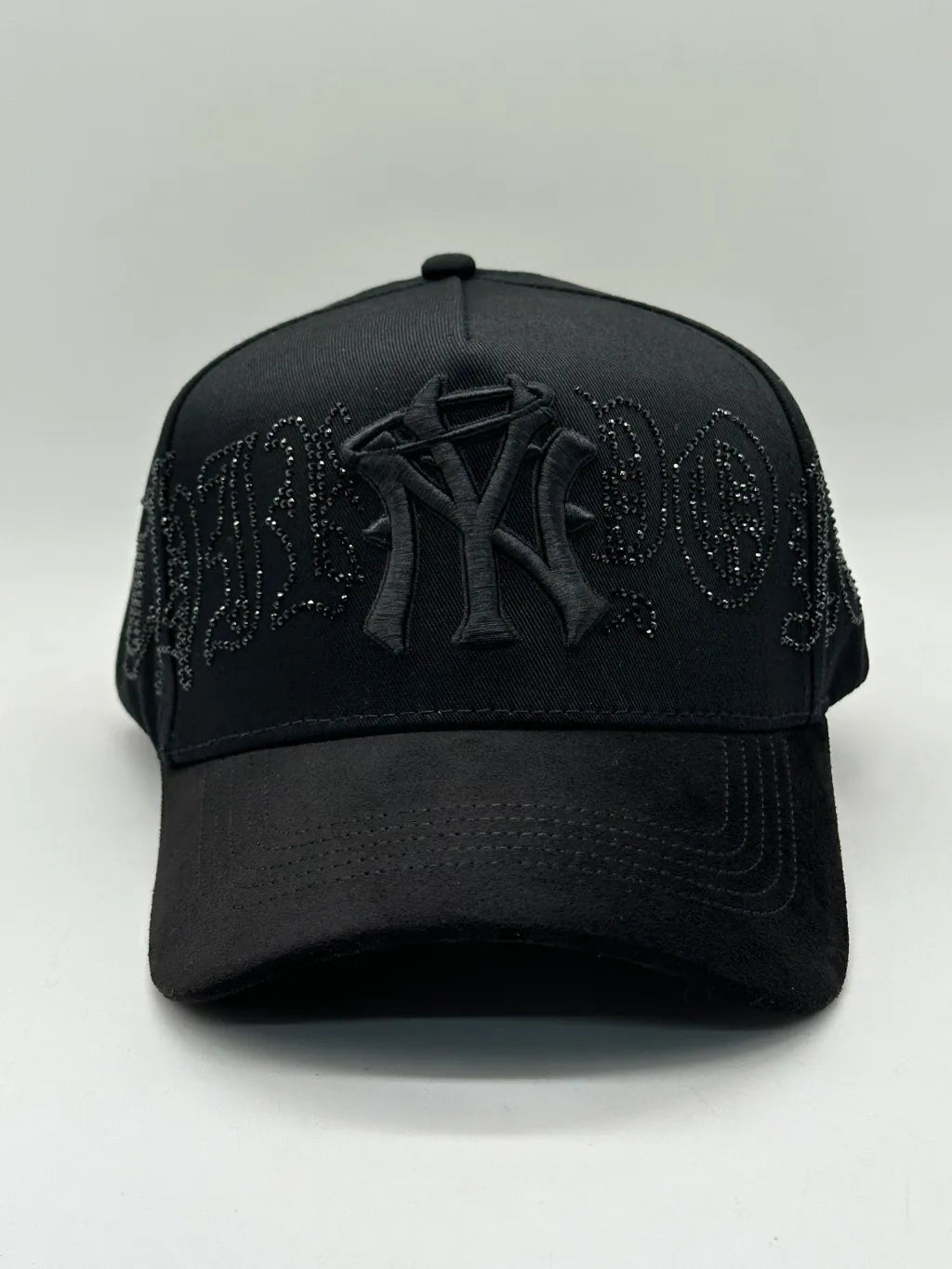 31 HATS // NEW YORK CRYSTAL NEGRA